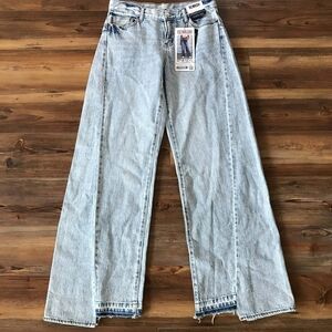 Rewash NWOT Women's Light Blue Denim Jeans